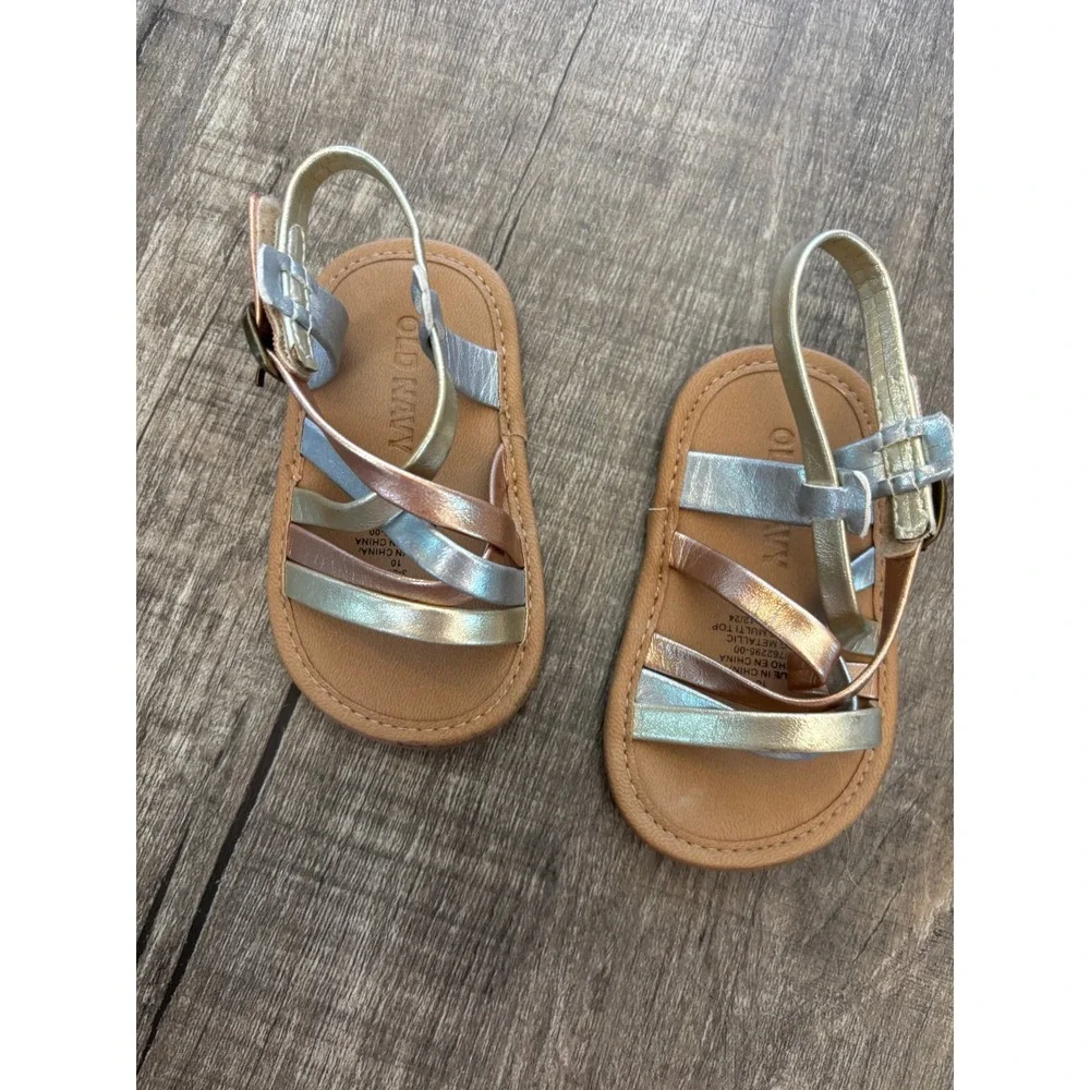 Old Navy‎ Baby Girl Metallic Multi-Strap Gladiator Sandals Gold Silver Rose Gold